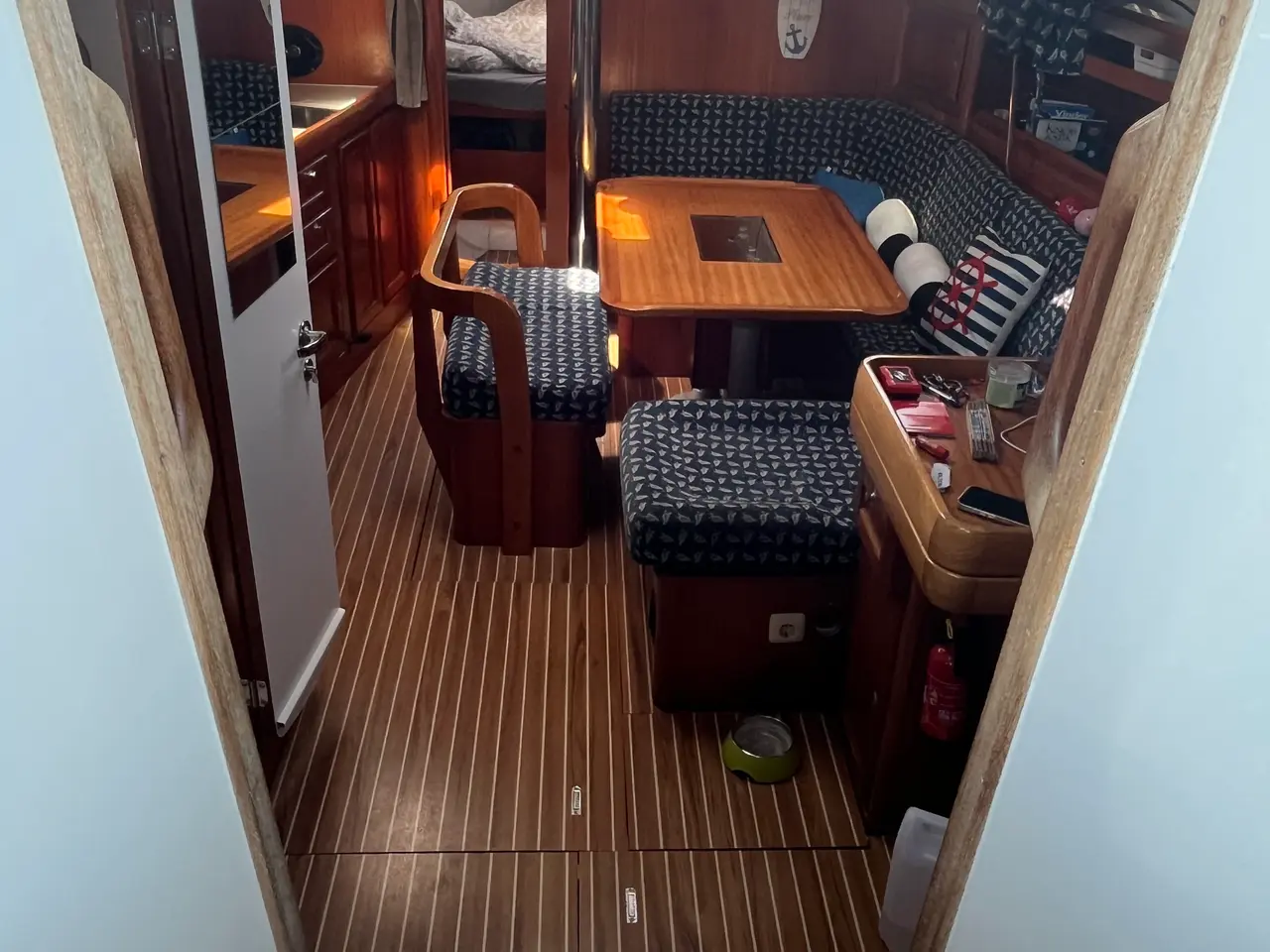Billede 6 - Rummelig Dufour 38 Classic