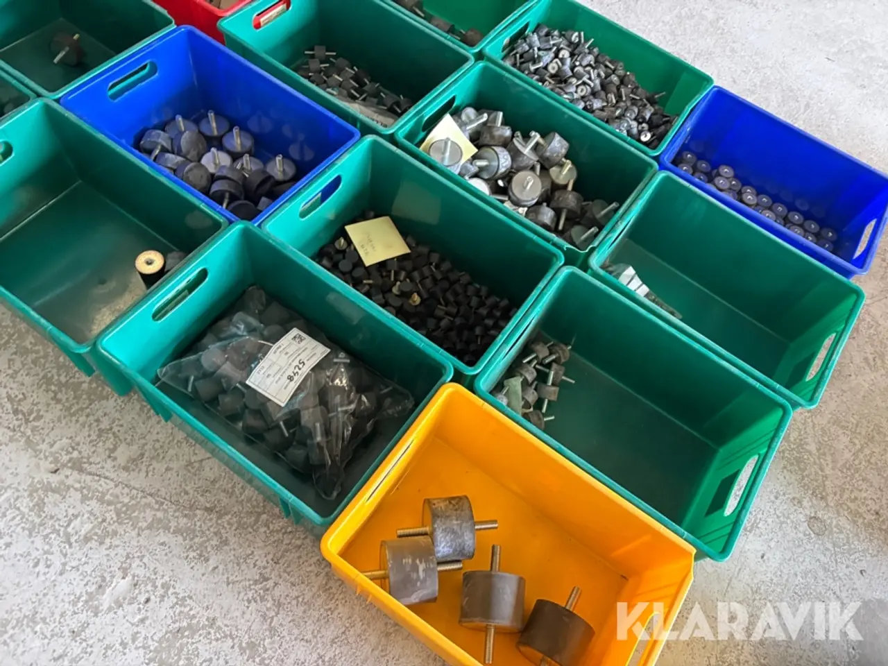 Billede 8 - Vibrationsdæmpere assorteret ca 120kasser