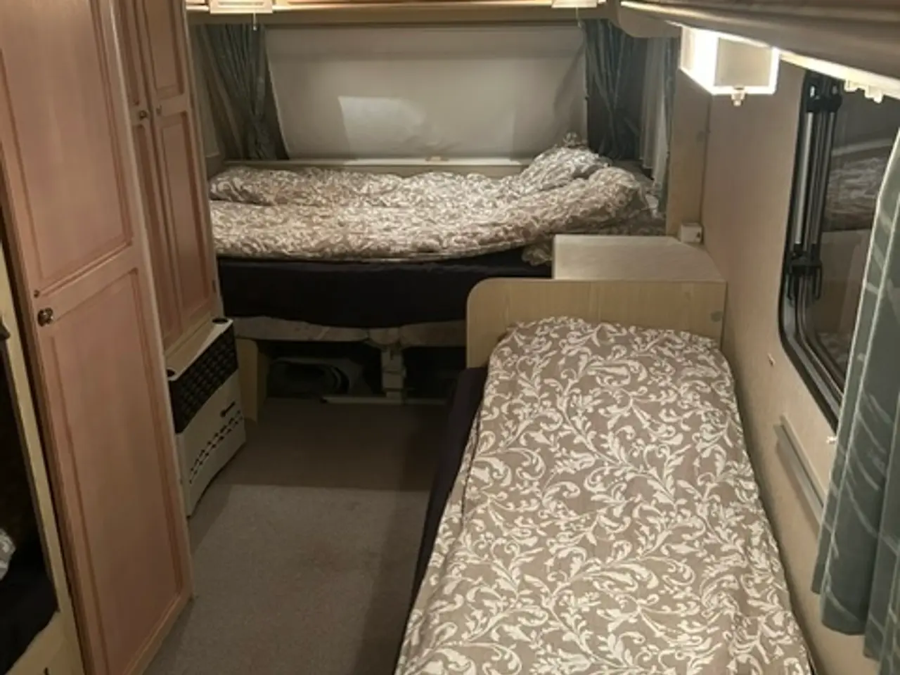 Billede 8 - Campingvogn m 7 sovepladser og 1 år gammel fortelt