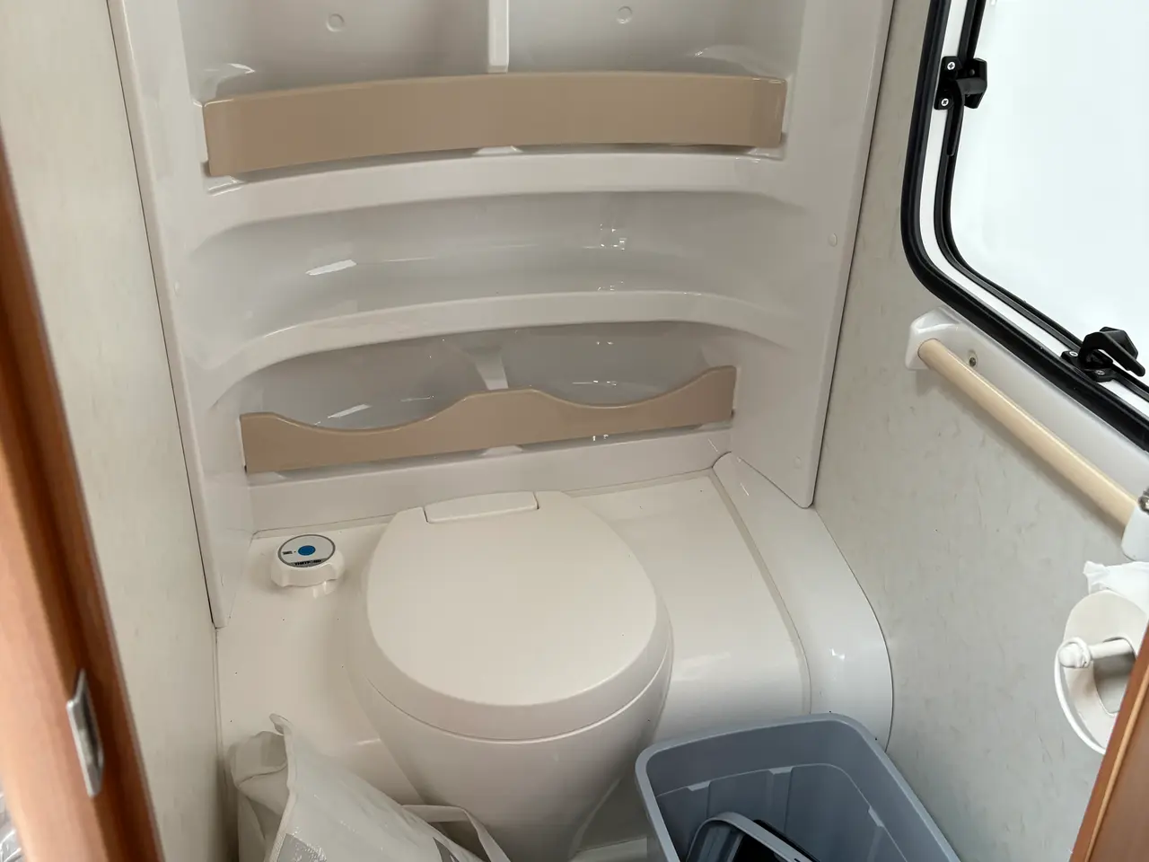 Billede 1 - Hobby campingvogn