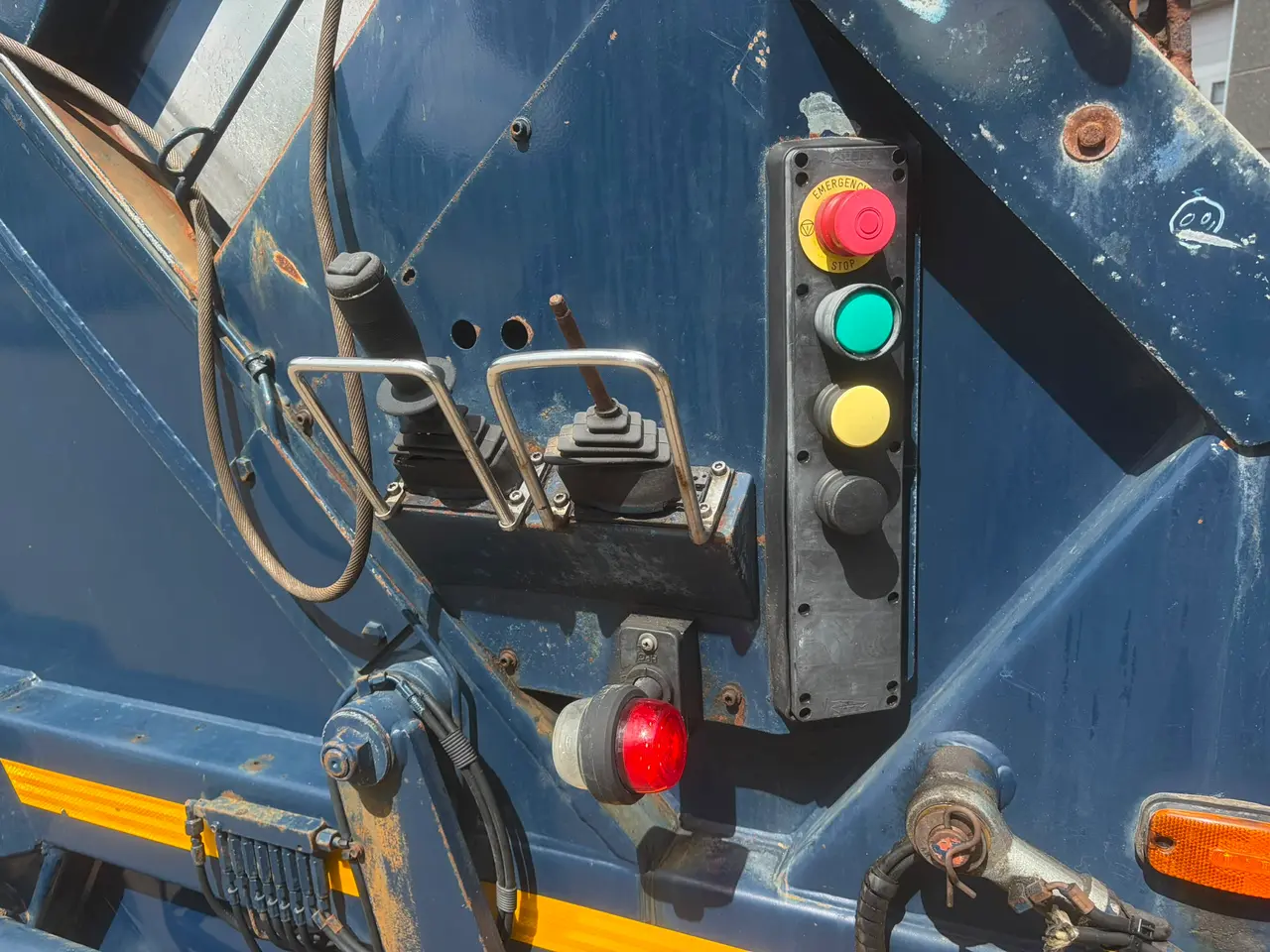 Billede 13 - Scania P320 6X2-4, Renovation