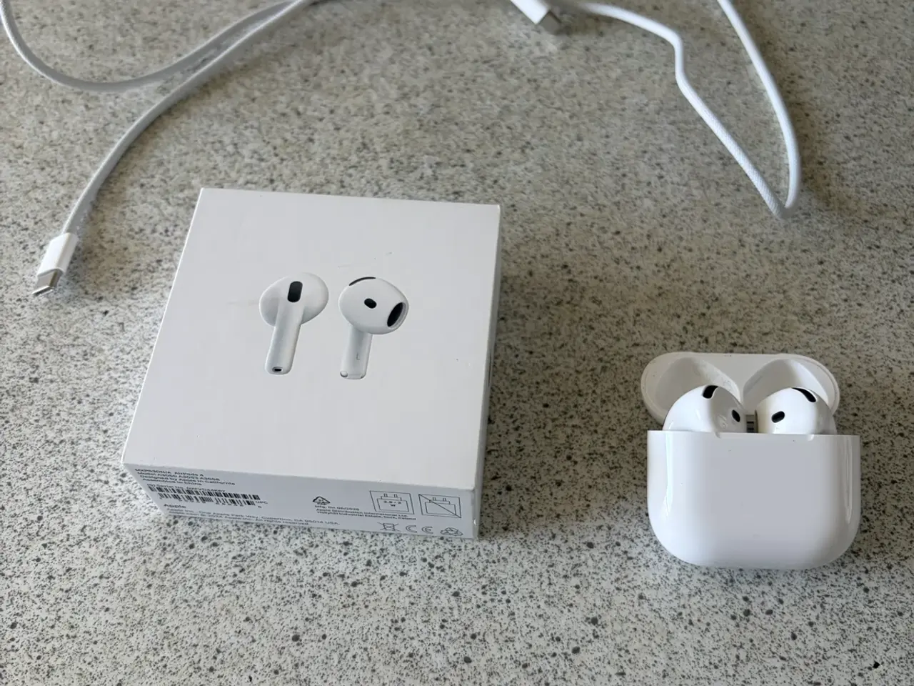 Billede 1 - AirPods 4 til salg 