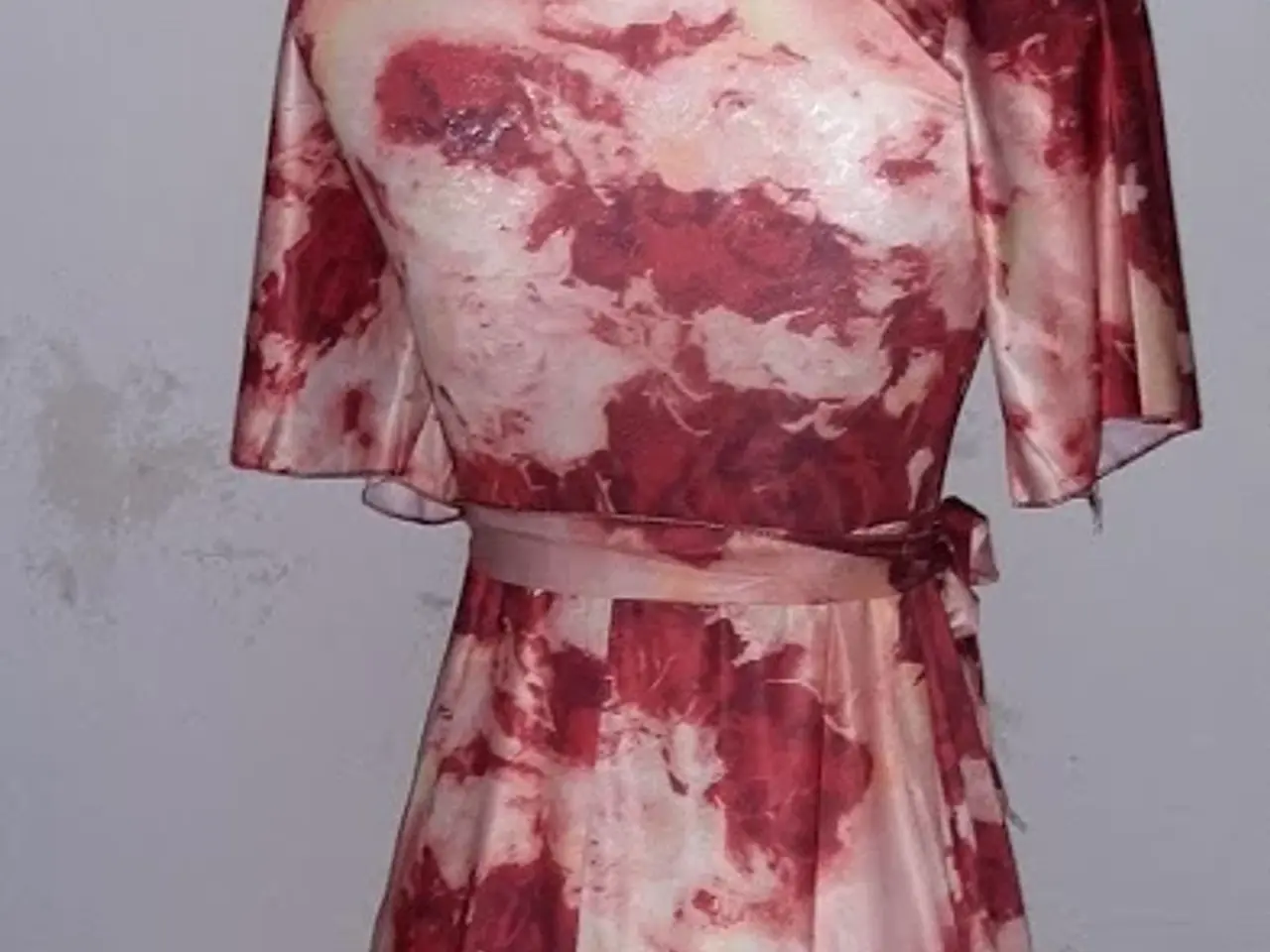 Billede 4 - kjole med rose print / Størrelse :M