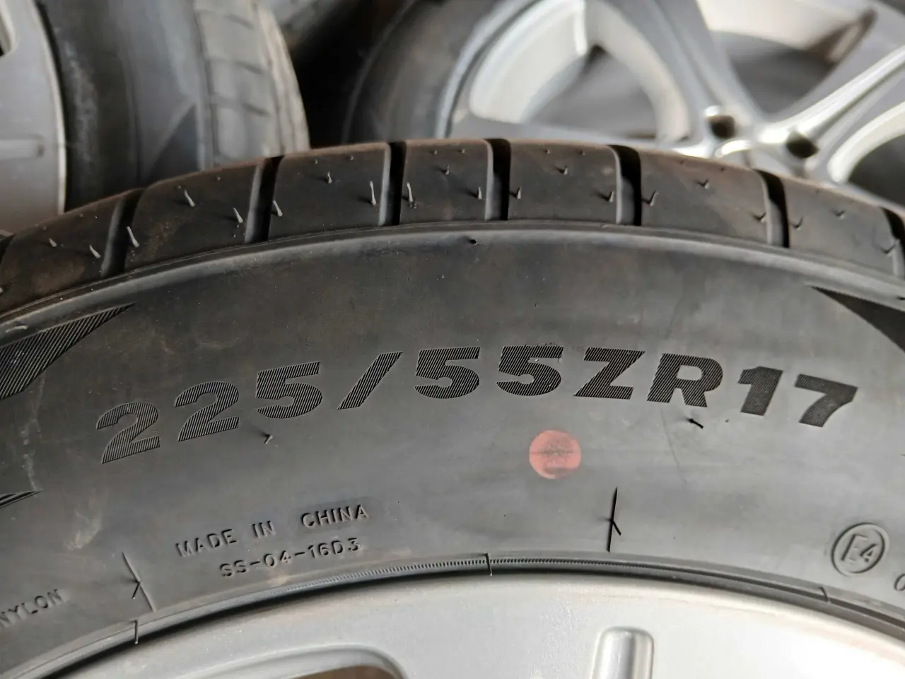 Billede 4 - Mercedes Alu Hjul 225.55.17 nye dæk