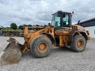 Case 721D