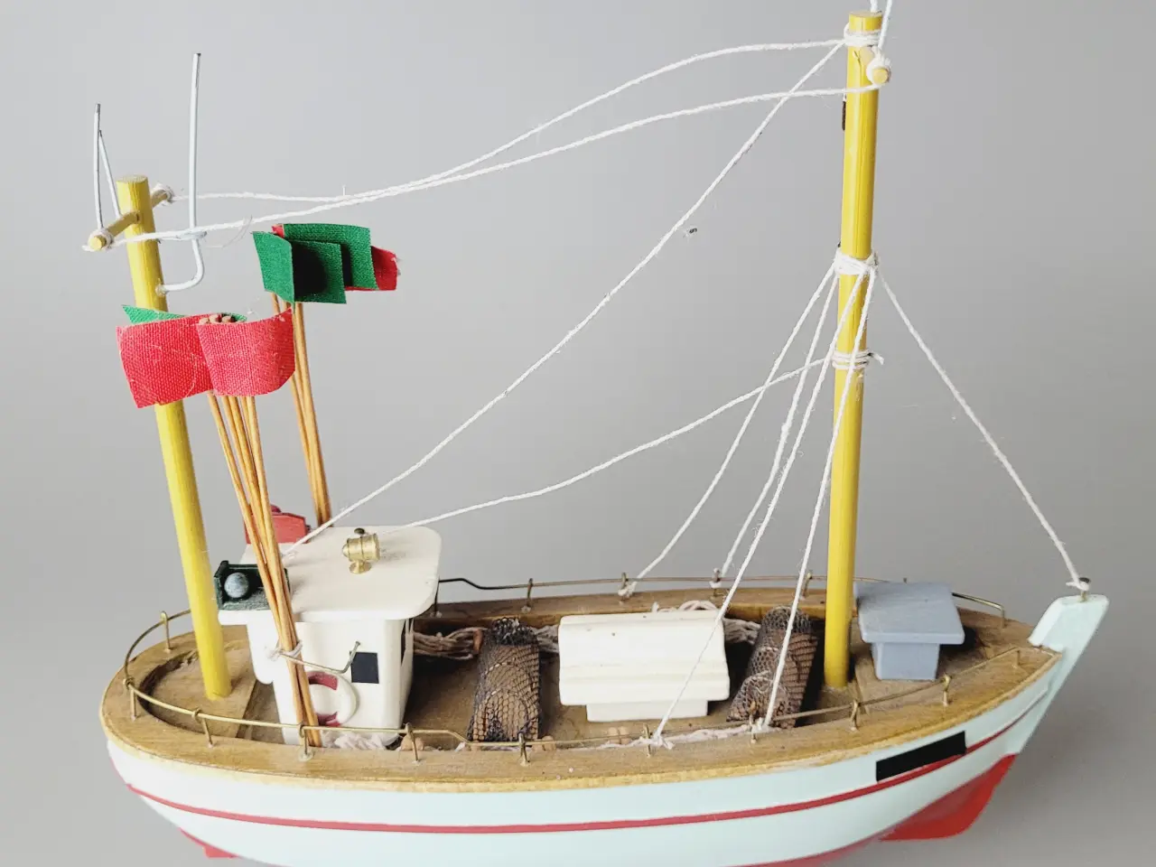 Billede 2 - ⭐️- Fin og detaljeret model af fiskekutter