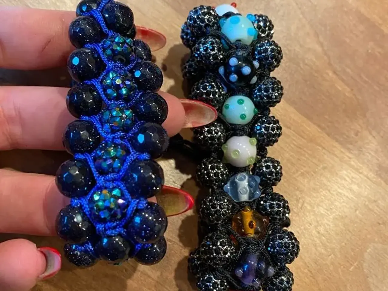 Billede 7 - Flotte nye knyttede armbånd
