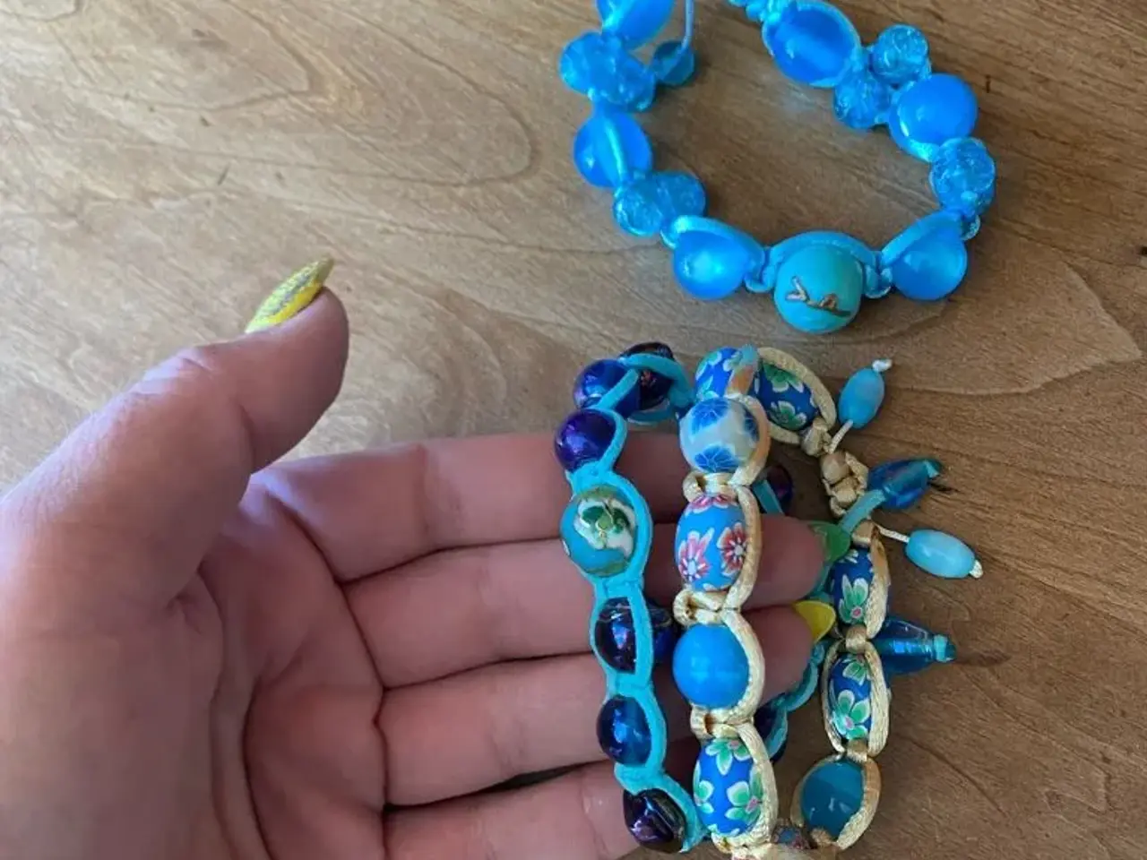 Billede 8 - Nye knyttede armbånd
