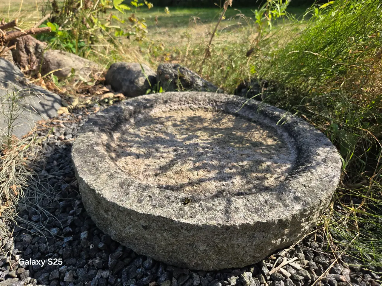 Billede 7 - Granit fuglebad med 4 små løse fugle