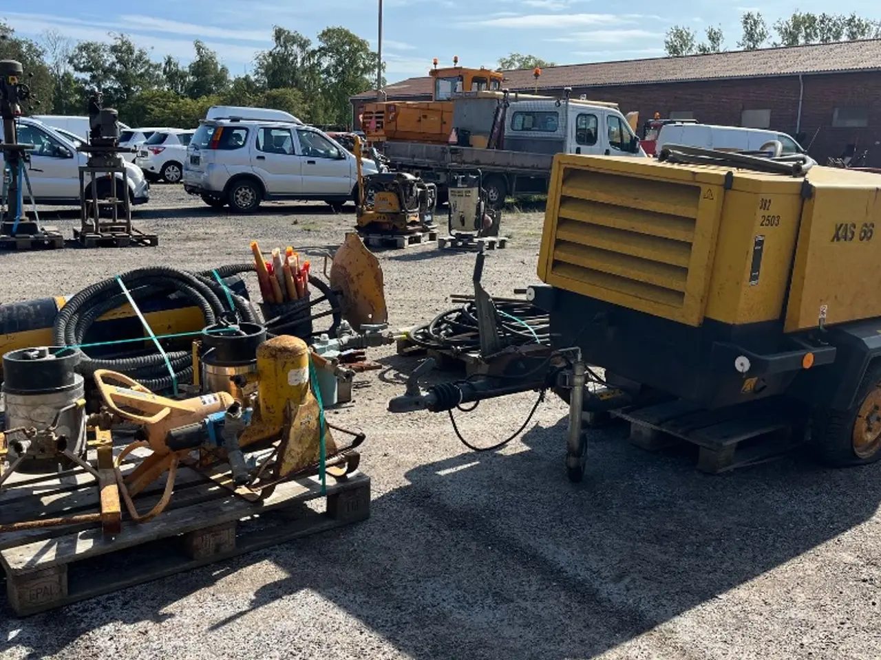 Billede 3 - Atlas Copco XAS 66 Med meget udstyr.