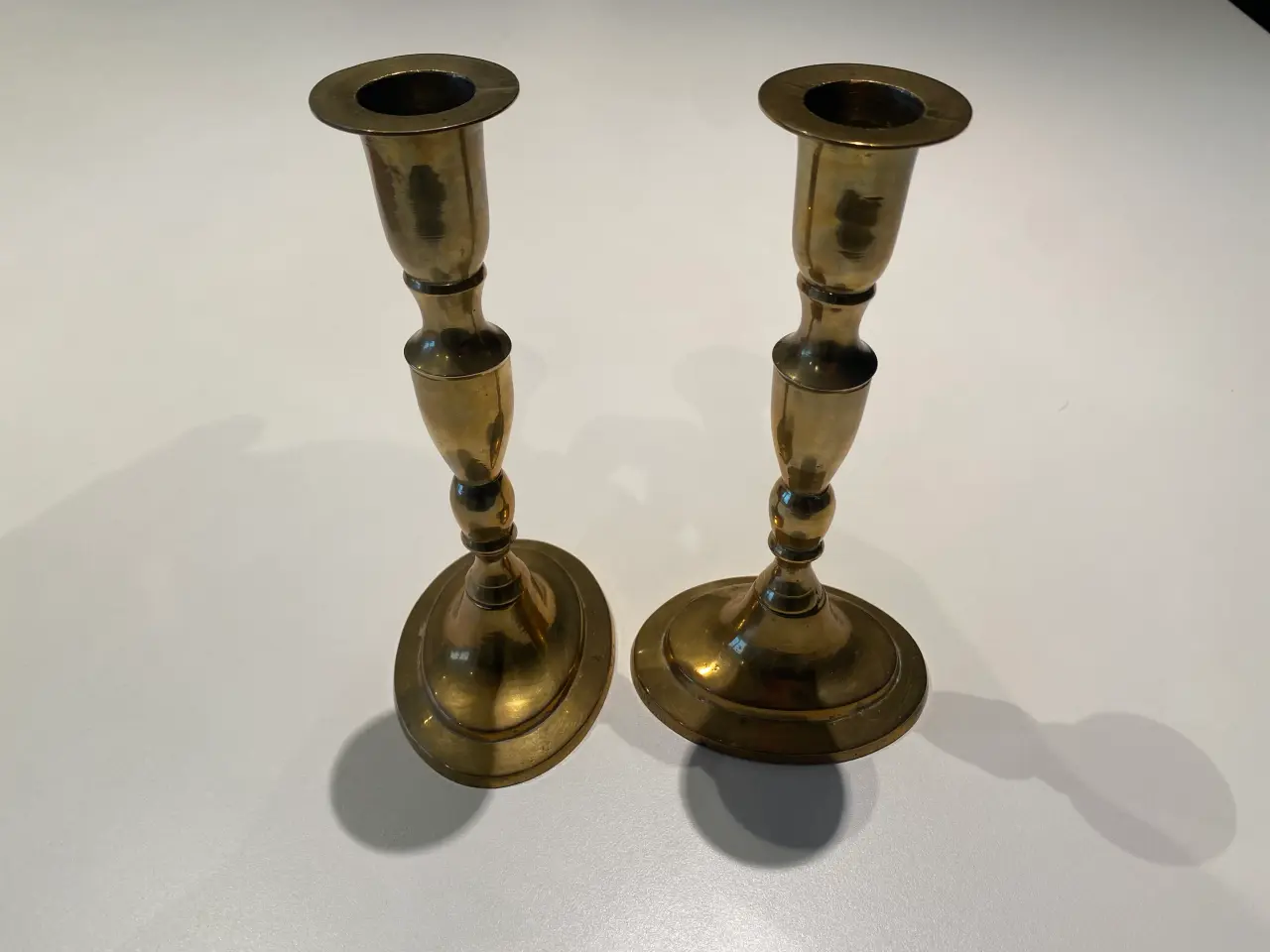 Billede 5 - Par, Engelske Lysestager, Messing, 17cm.