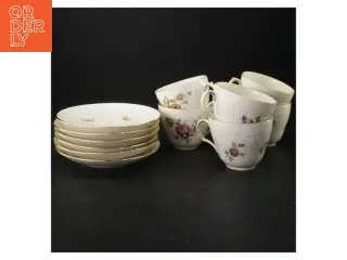 Porcelænskopper med underkopper fra Royal Copenhagen