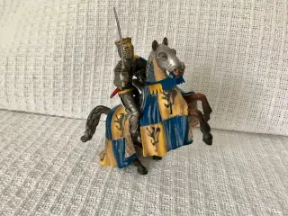 Schleich: Prins til hest; Riddernes verden