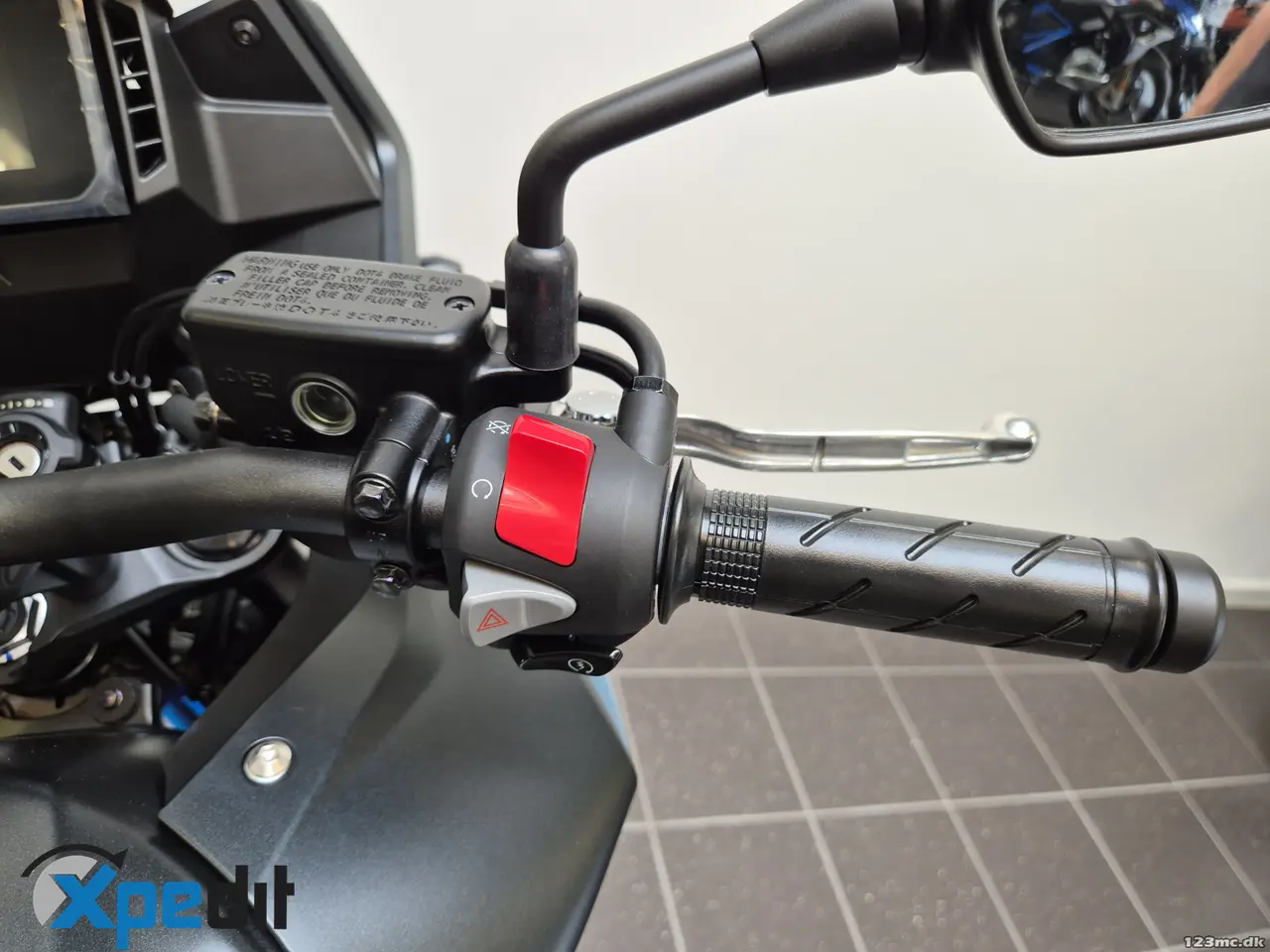 Billede 12 - Honda NX 500 E-Clutch