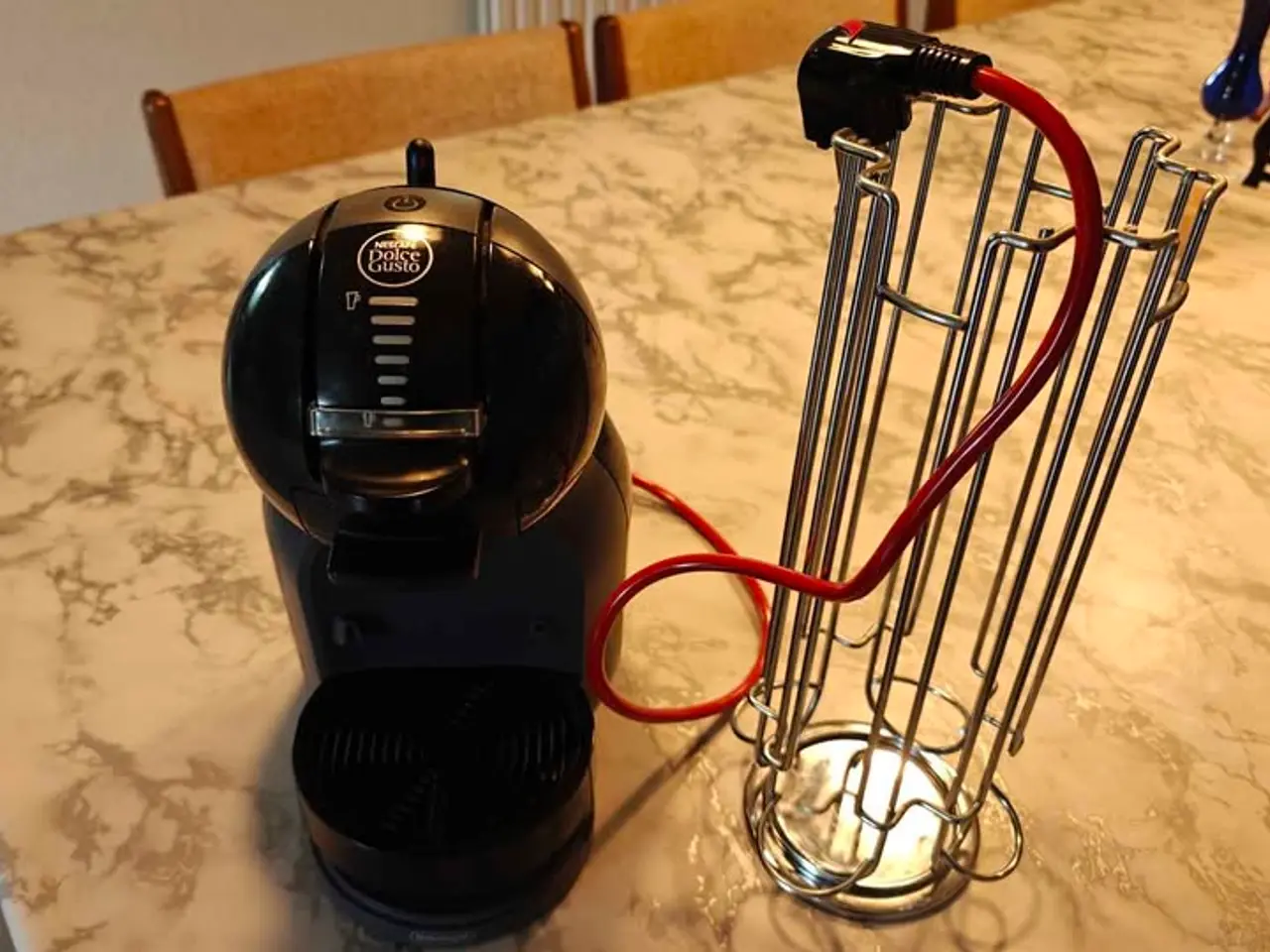 Billede 2 - Kaffekapselmaskine inkl. stativ