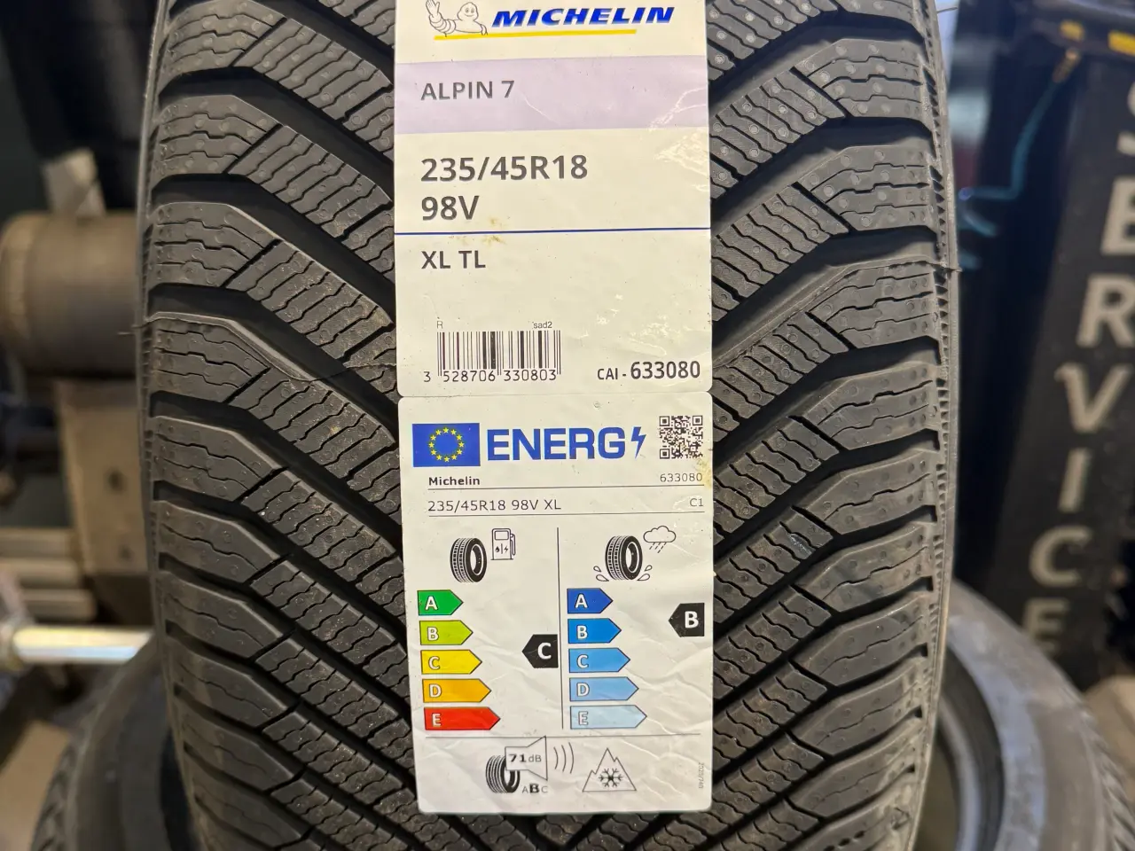 Billede 1 - Michelin alpin 7 235/45 18 98v xl Tl