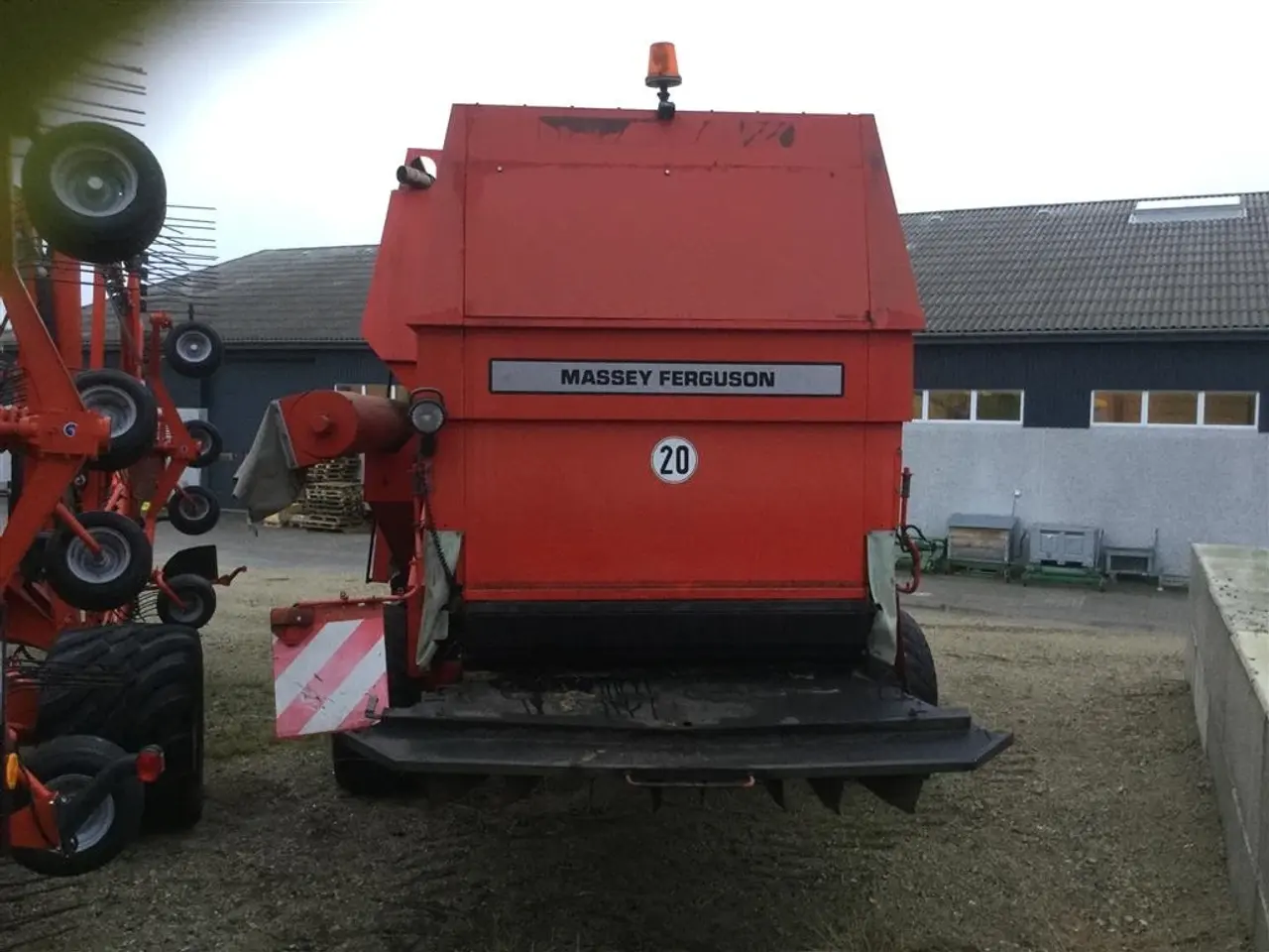 Billede 1 - Massey Ferguson 38 dv 2 med autolevel skærebord
