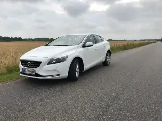 Volvo V40 2.0 D3 Momentum