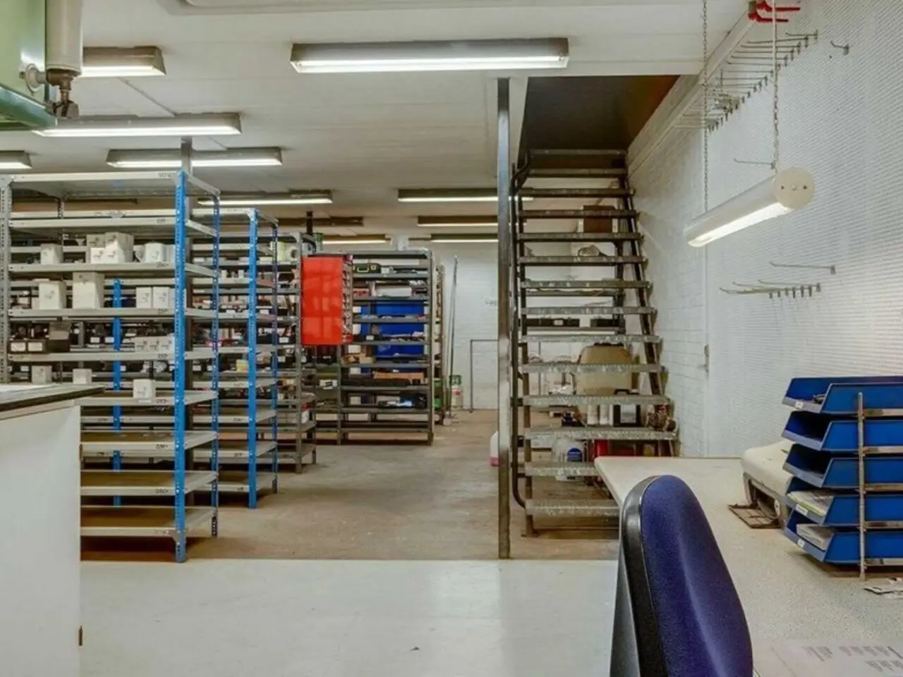 Billede 8 - Velindrettet værksted/lager med autolift i Tørringhuse