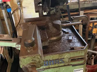 Metal sav virker som ny motor er renoveret ny klin