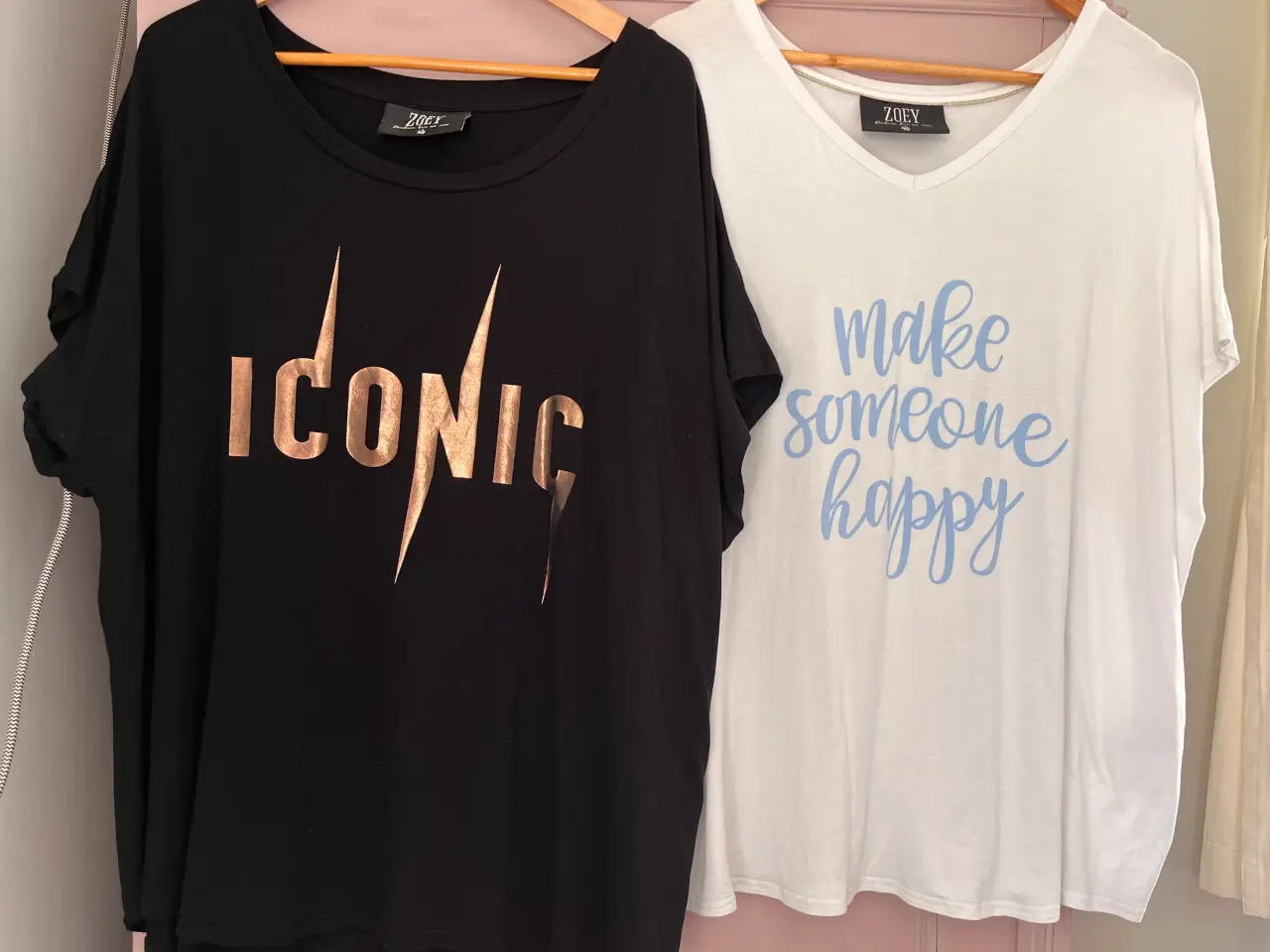 Billede 1 - T-shirts fra Zoey - pris pr. styk -str. L  (50/52)