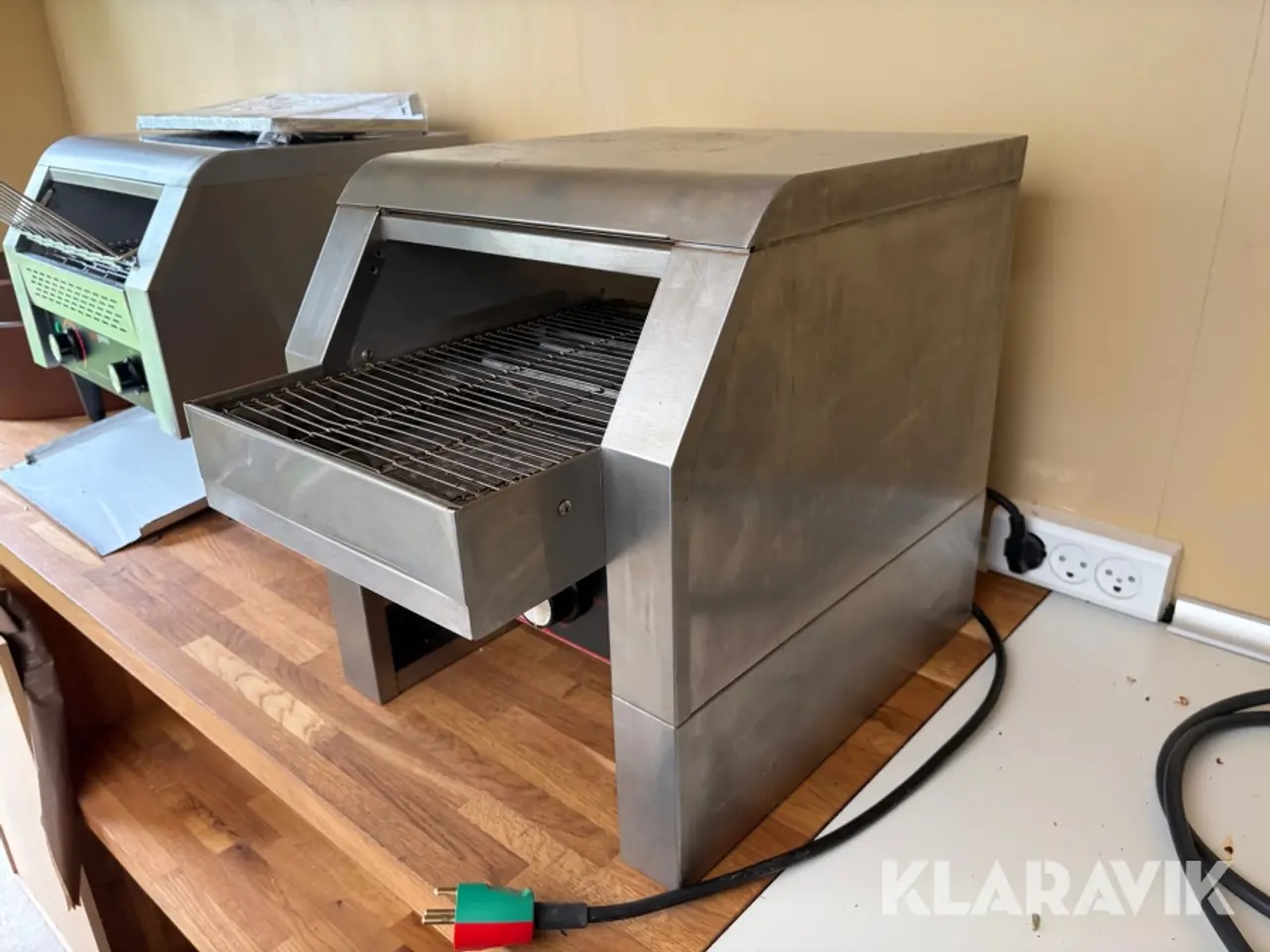 Billede 1 - Brødrister Haaning TT 300 A professionel med brødkasse