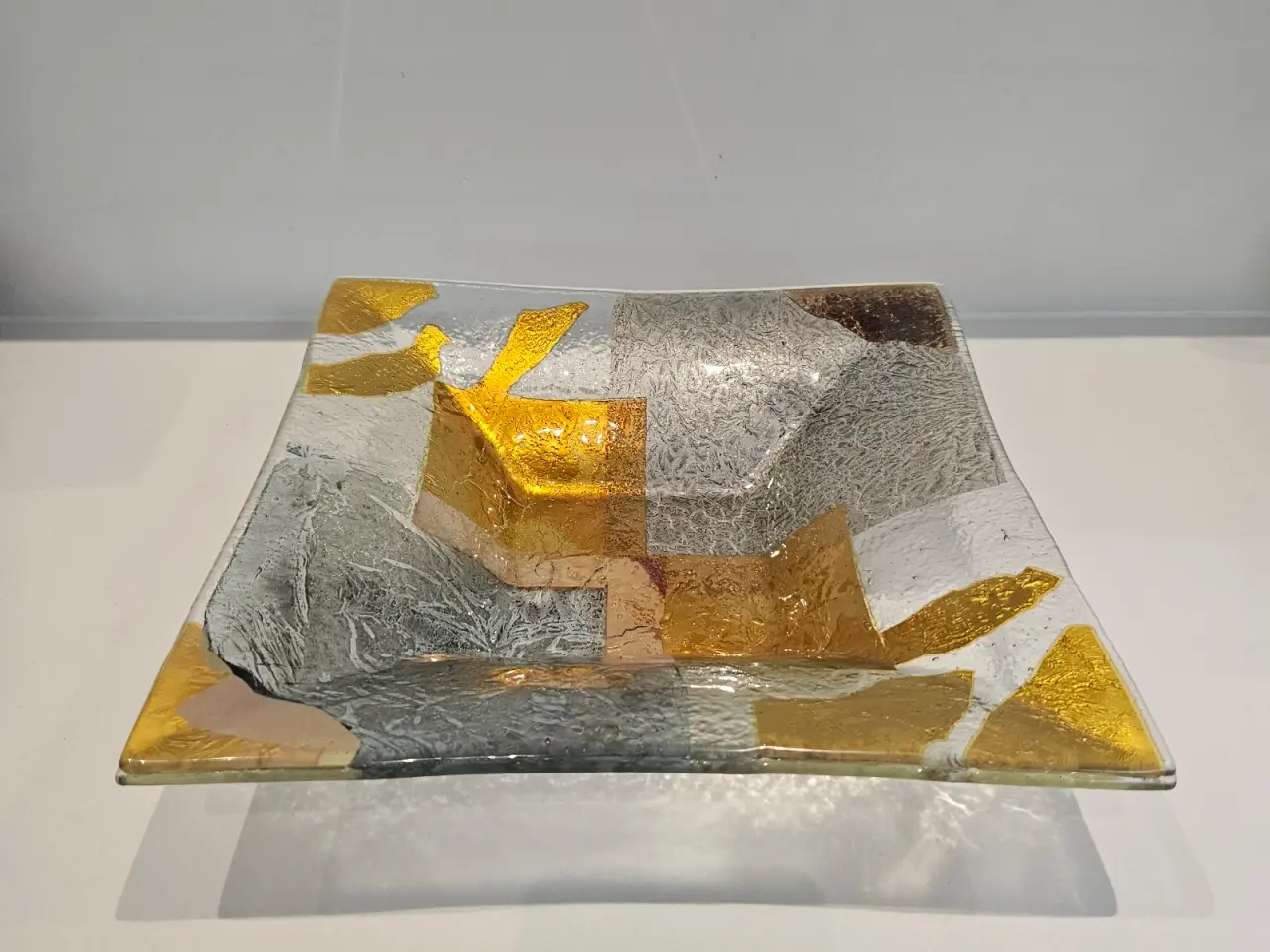 Billede 2 - Elegant glasfad m/guld og gul
