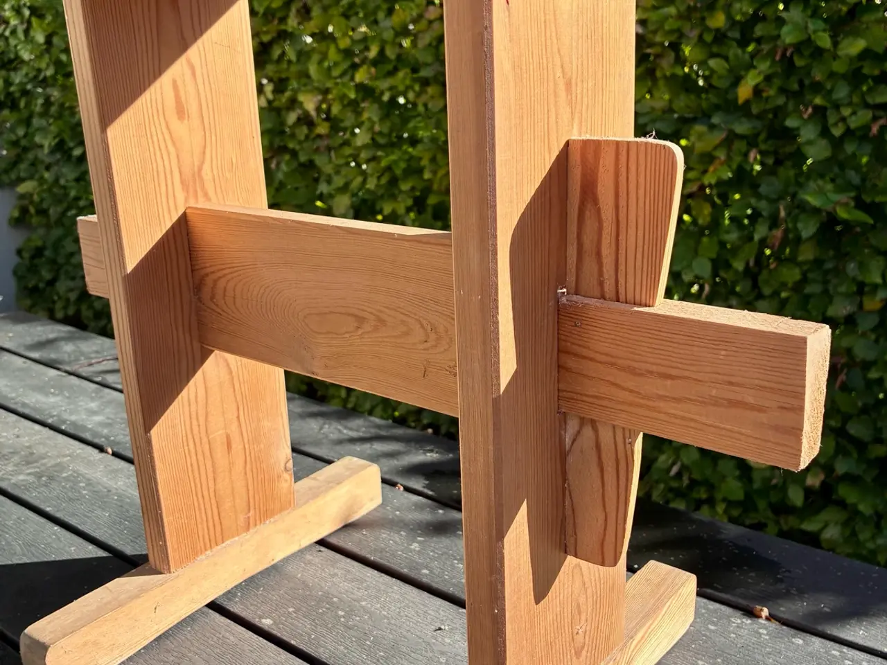Billede 5 - 70’er sidebord i massivt fyrretræ