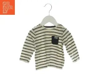Bluse fra Fred & Flo (Str. 6 mdr)