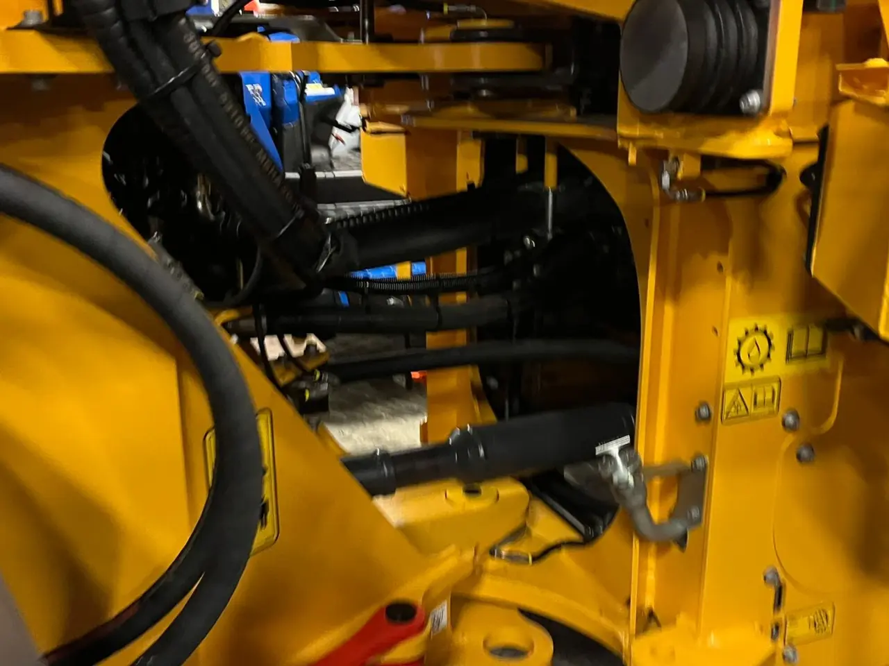 Billede 14 - Volvo L 90H  H2 fabriksny Dansk maskine med masser af udstyr, blan.Co-Pilot & med brede 650/65R25 hjul