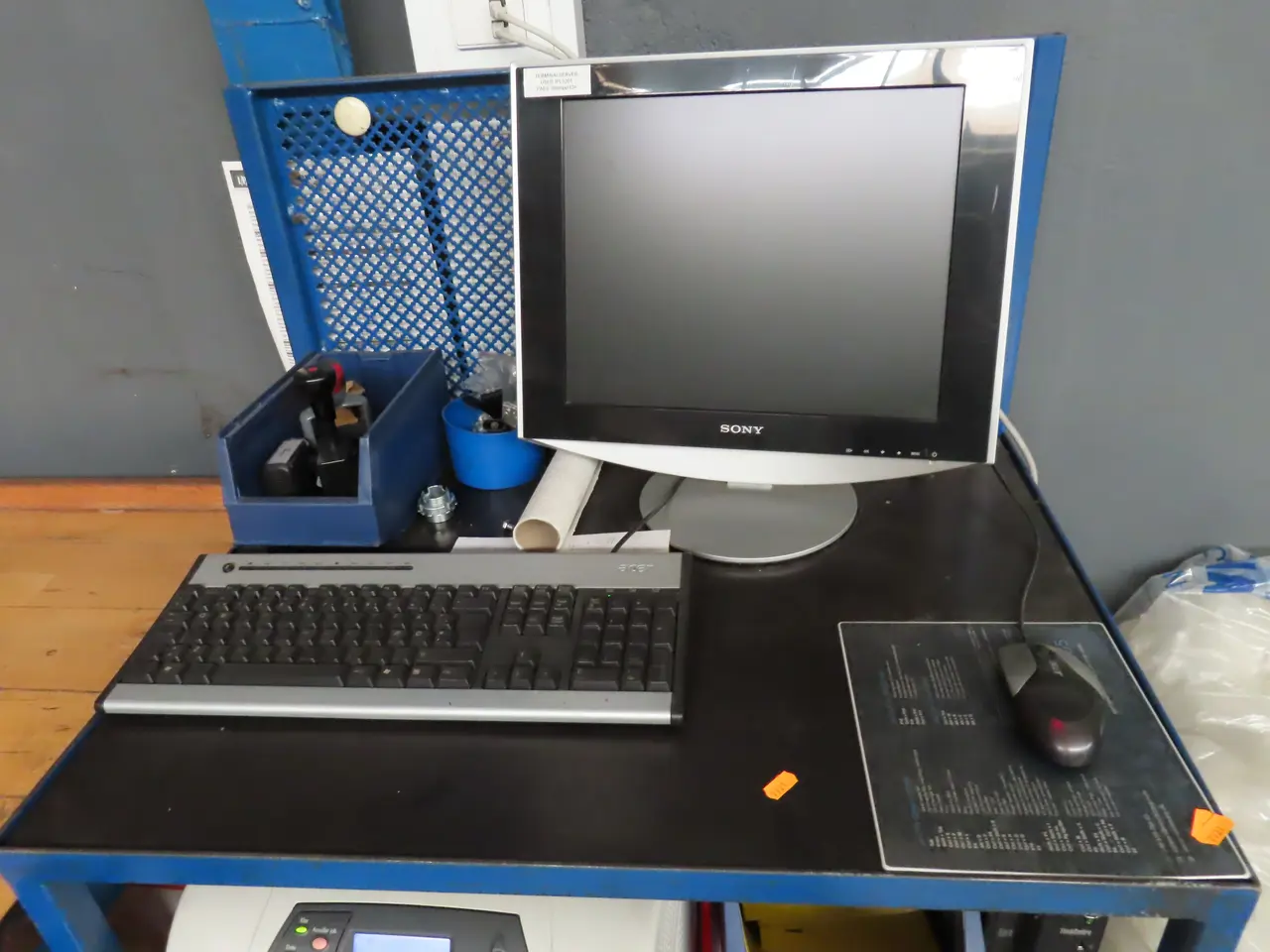 Billede 2 - Opbevaringsvogn med computerskærm, tastatur, printer m.m.
