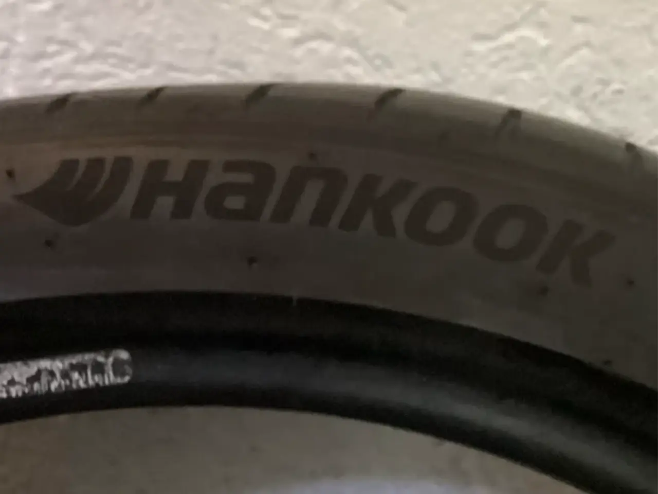 Billede 2 - Hankook dæk 225/40 R40