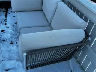 Udendørs sofa med puder