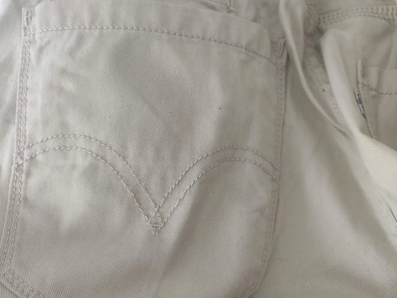Billede 6 - Levi's Woman's Off White High Cut Carpenter pants