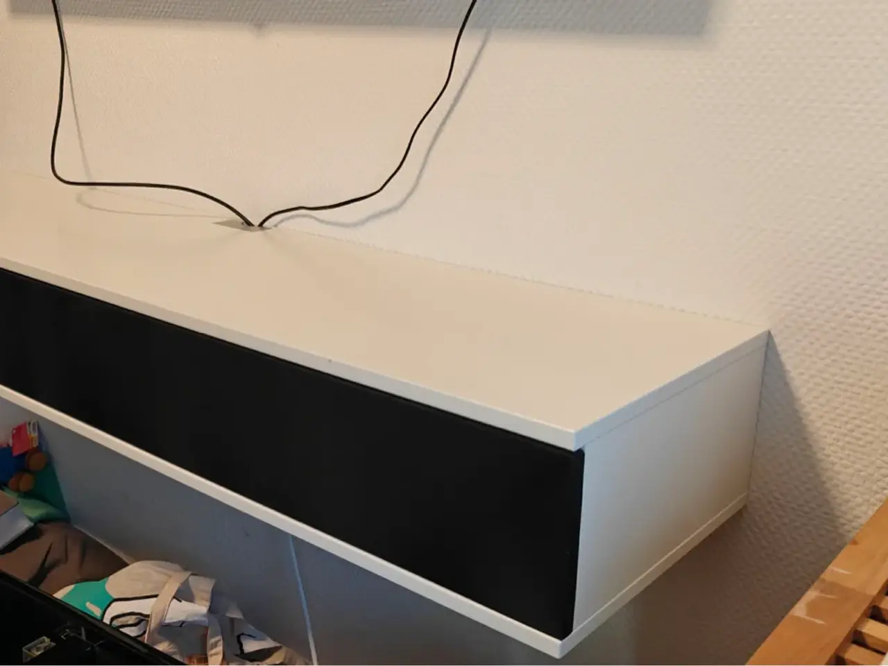 Billede 4 - hifi Møbler/ unnu 130S