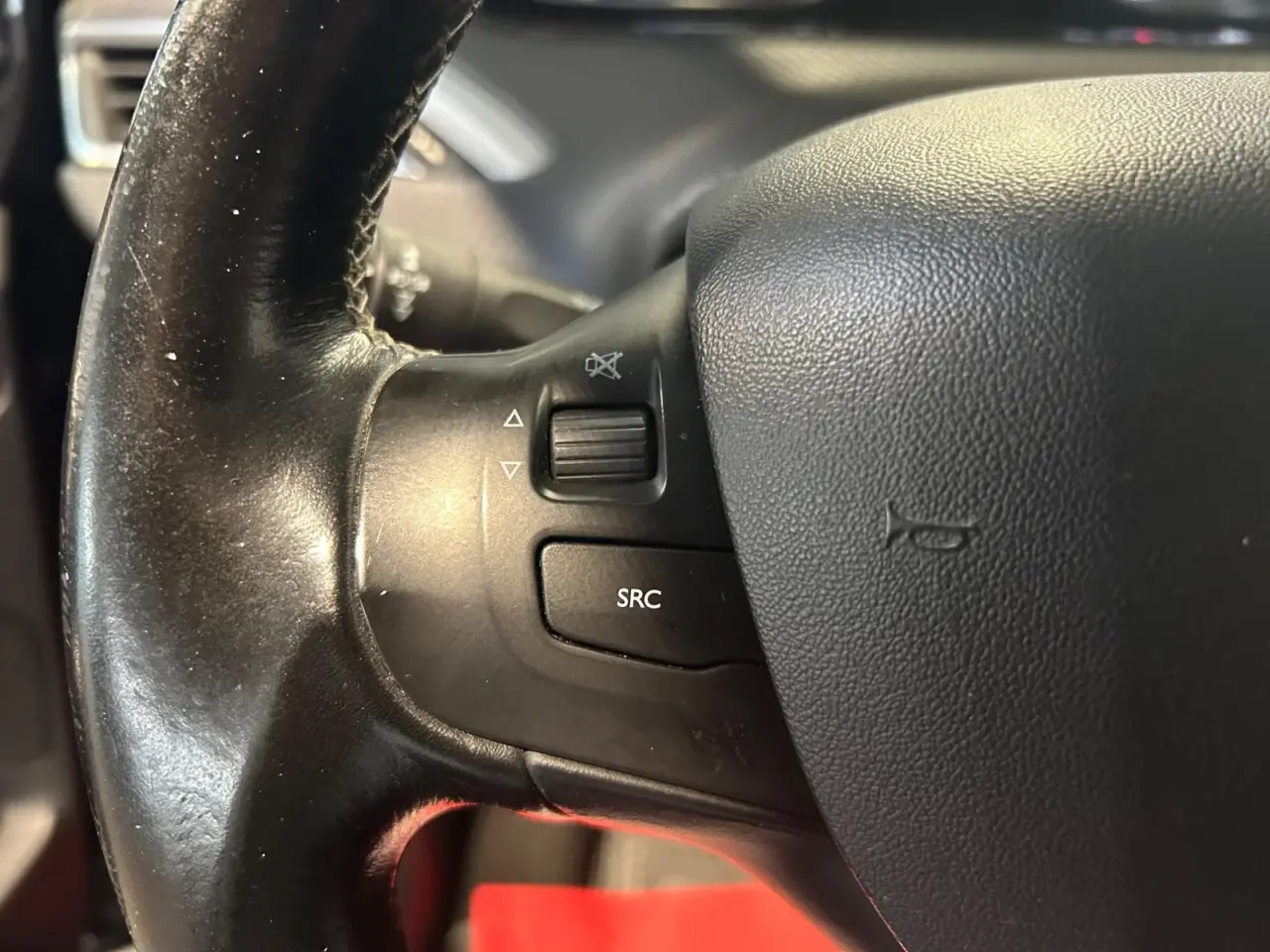 Billede 11 - Peugeot 2008 1,2 e-THP 110 Allure Sky