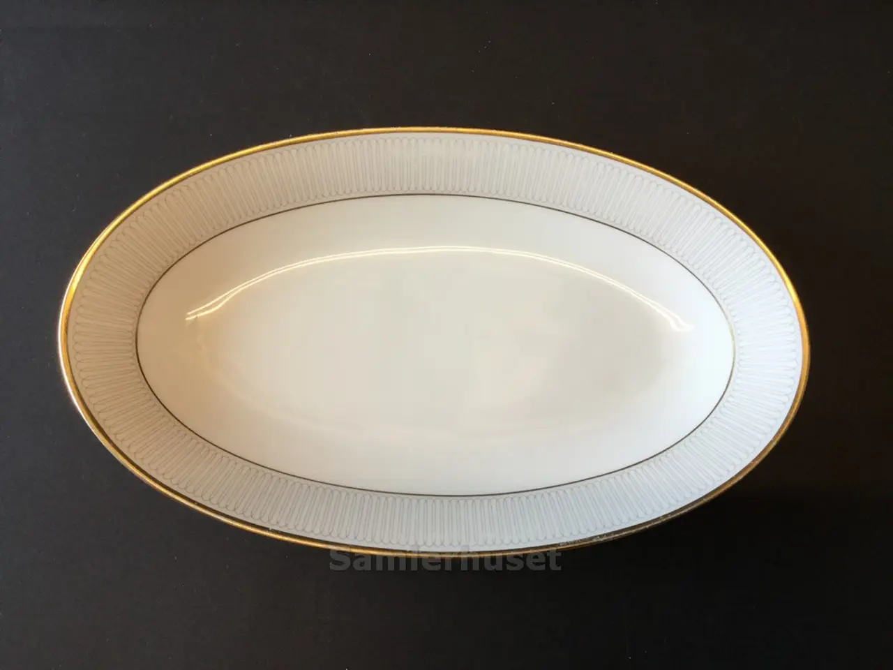 Billede 1 - Noblesse Princes Asiet 23x14 cm.