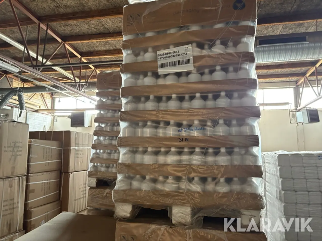 Billede 5 - Stort parti plastflasker med låg 500ml vera White - 32 paller/ 39.000 flasker