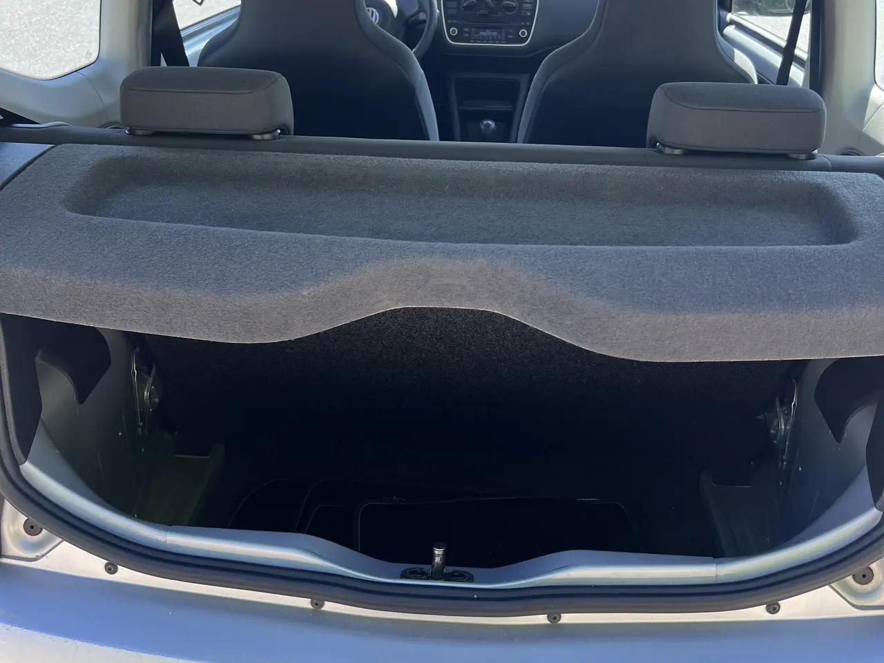 Billede 6 - VW Up! Næsten nysynet 