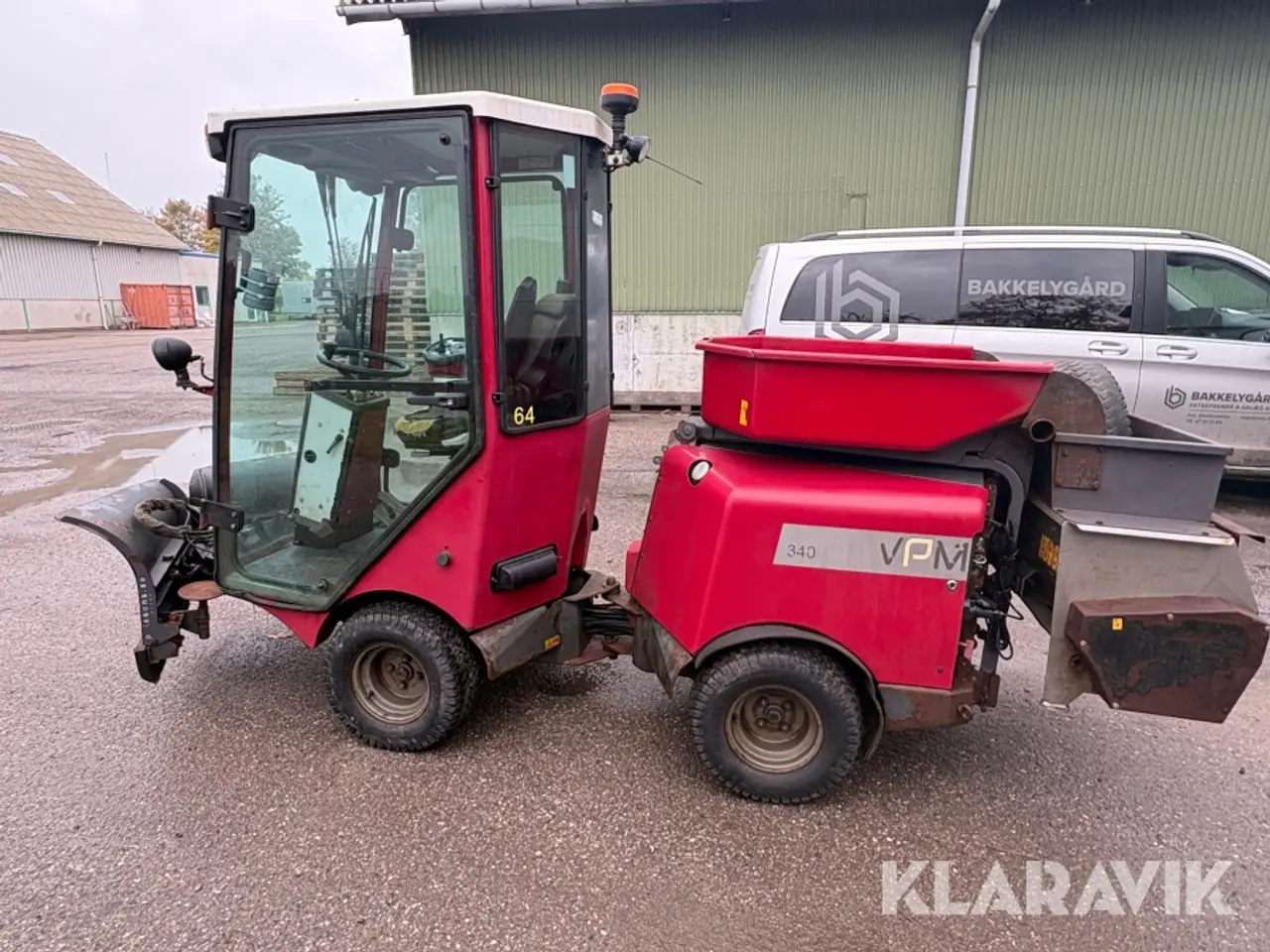 Billede 7 - Redskabsbærer Timan VPM 3400 med saltspreder og plov