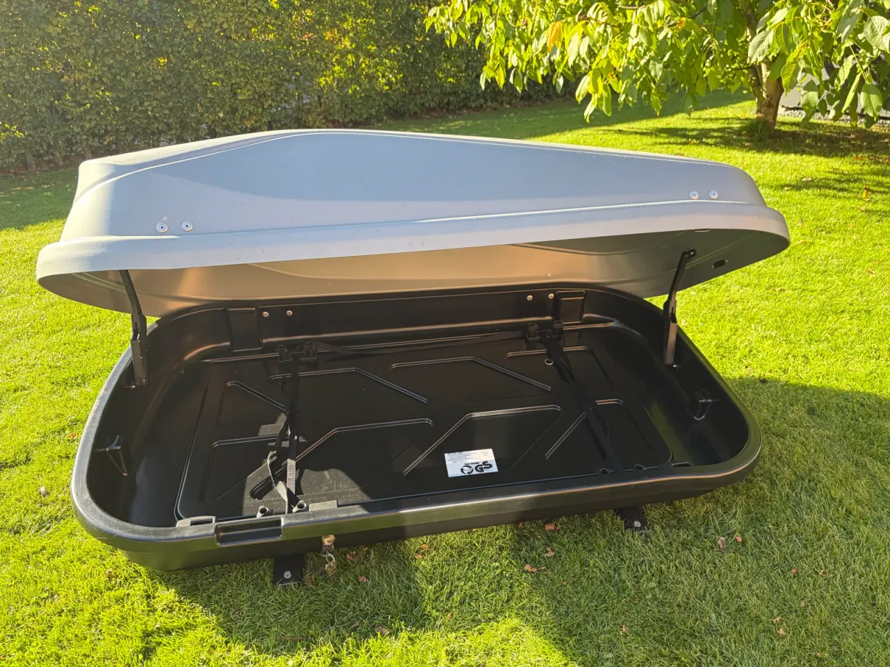 Billede 1 - Easy 320L tagboks + tagbøjler