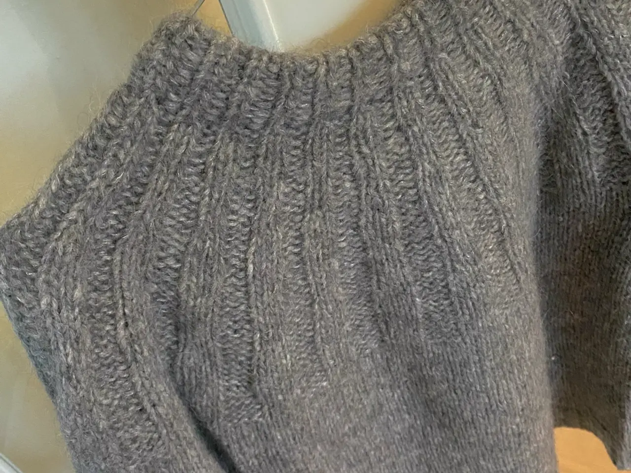 Billede 2 - Blød Sunday sweater, petite knit håndstrikket