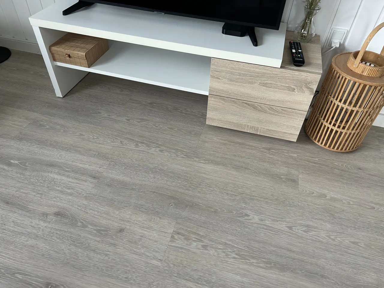 Billede 4 - Samsung TV inkl TV bænk