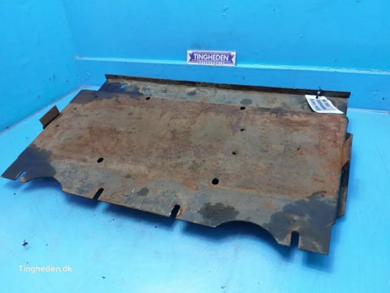 Billede 9 - Massey Ferguson 3060 Batteryholder 3389849M96