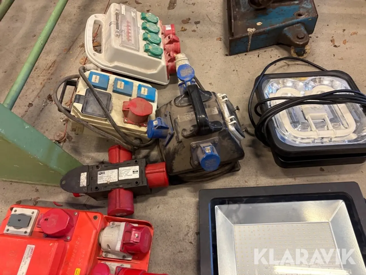 Billede 2 - Lot Eltavler og arbejdslamper