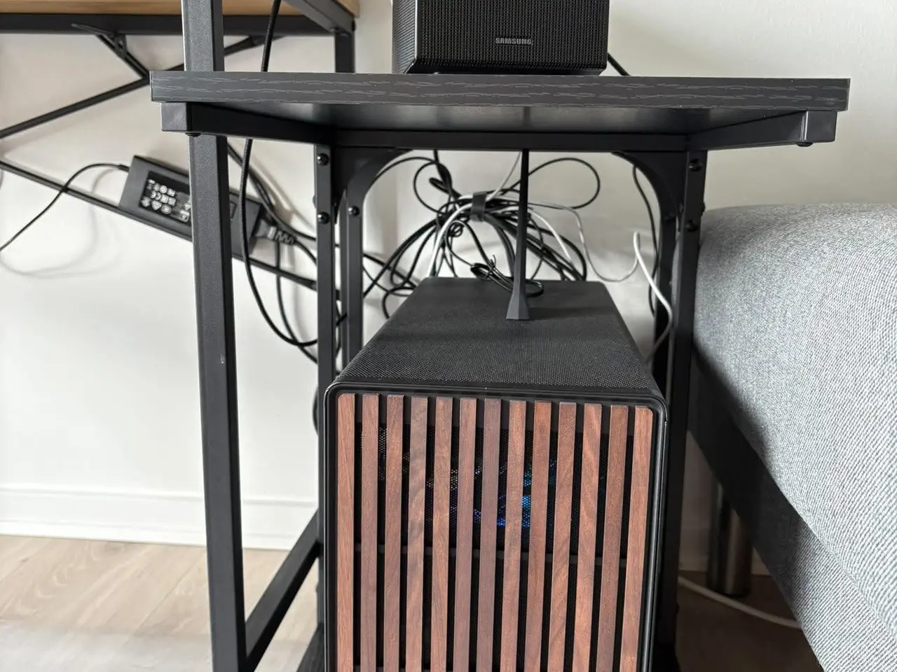 Billede 1 - Kompakt PC med Ryzen 7 9850X3D og 32 GB DDR5 RAM 