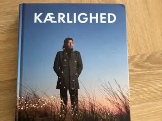Bogen 'Kærlighed'