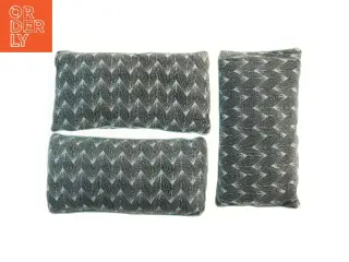 Rektangulære puder med zig-zag mønster (str. 55x27 cm)