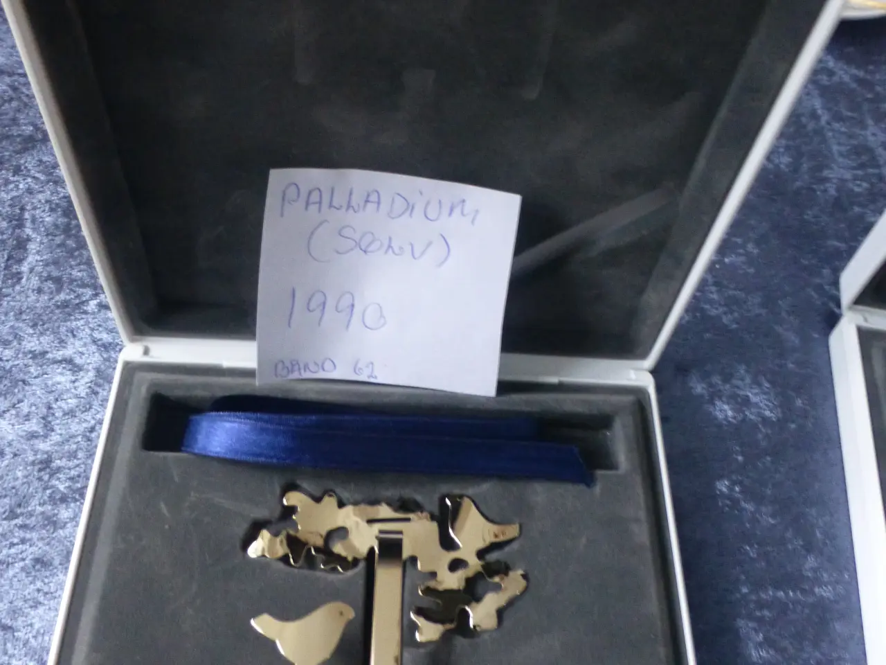Billede 2 - 1990 Uro i Palladium