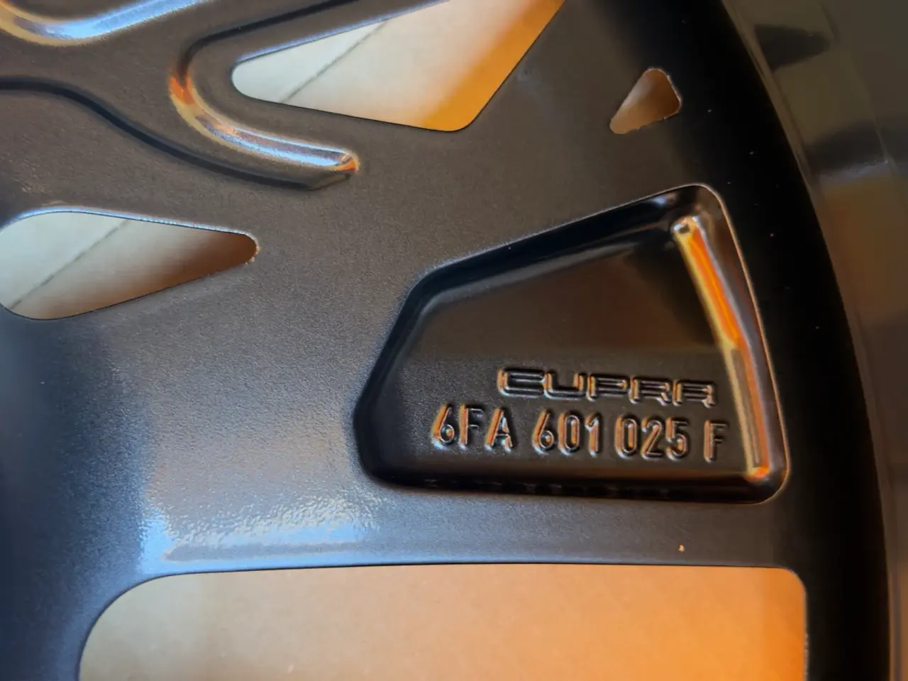Billede 12 - Alufælge 19 TOMMER CUPRA Raval Vandal Born SEAT Le